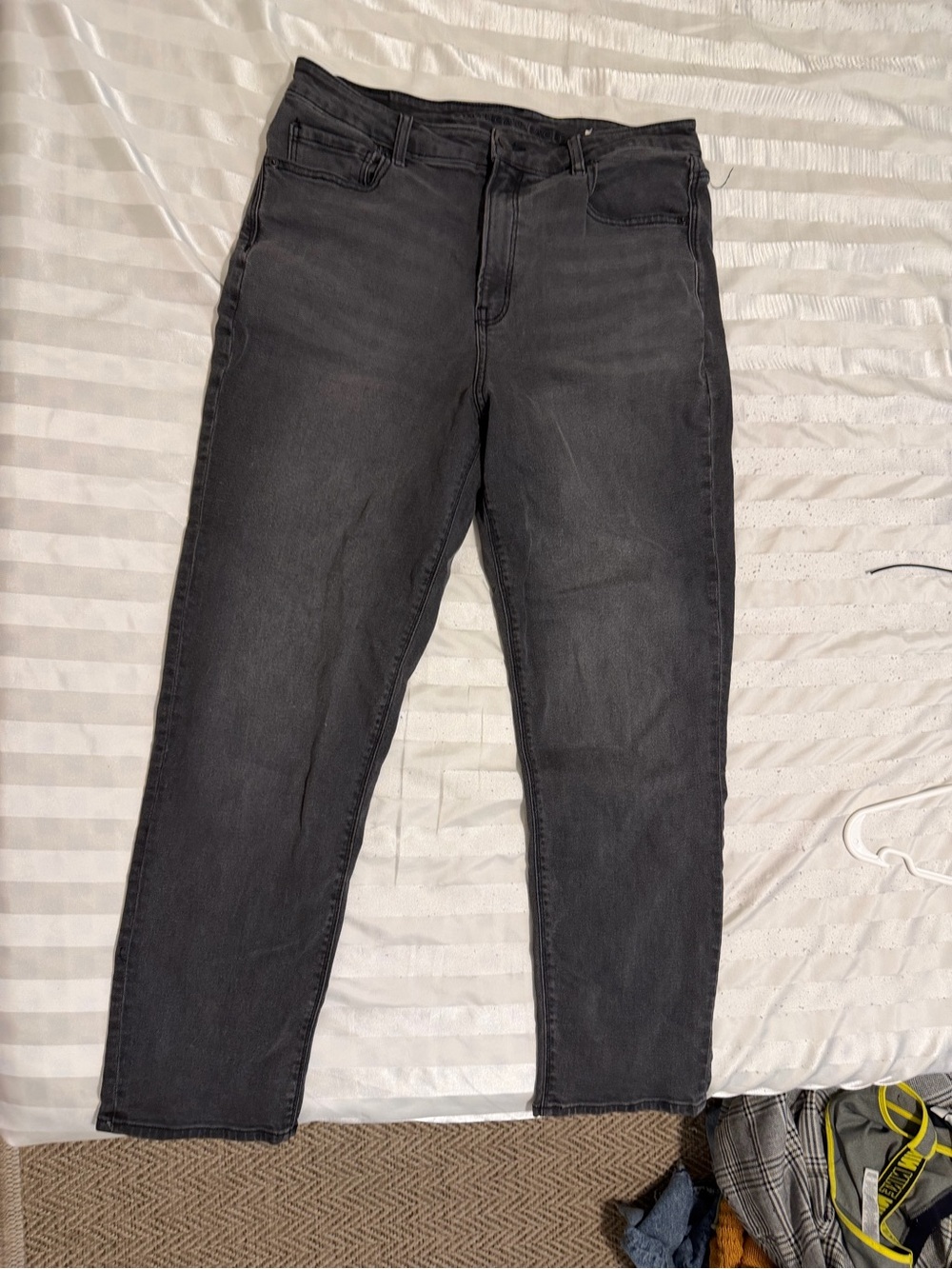 Relaxed fit High-Rise Black Women's Jeans American Eagle size 12
